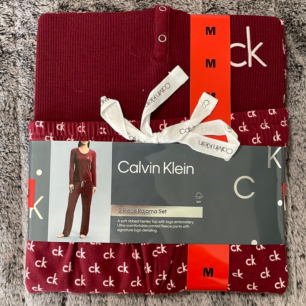 Calvin Klein 2 piece pajama set